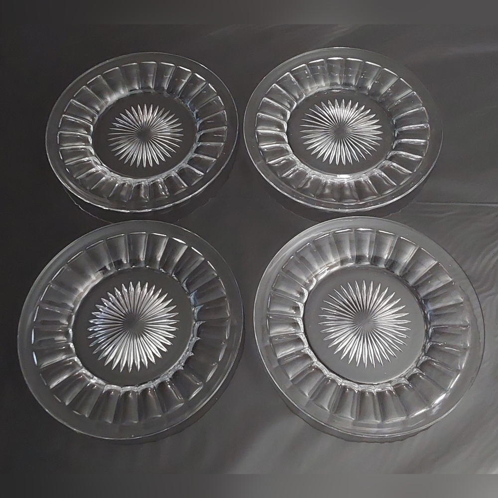 Salad Plates set (4) 8" Dia